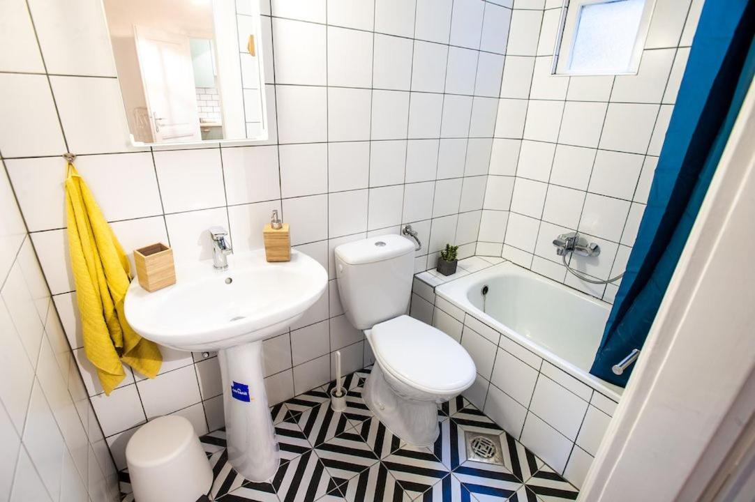 Studio Apartment Next To Famous Party House A38 ブダペスト エクステリア 写真