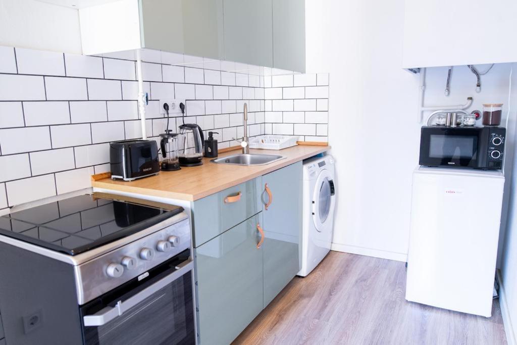 Studio Apartment Next To Famous Party House A38 ブダペスト エクステリア 写真